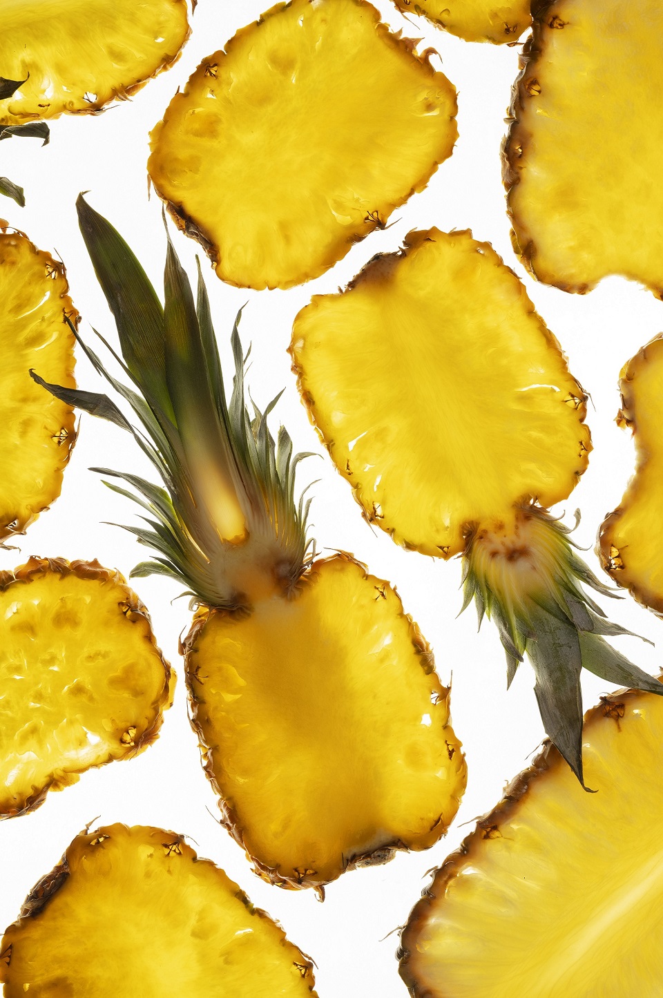 Ariana-Garden-fresh-pineapple